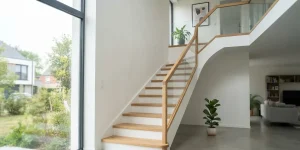 idees escaliers blanc bois